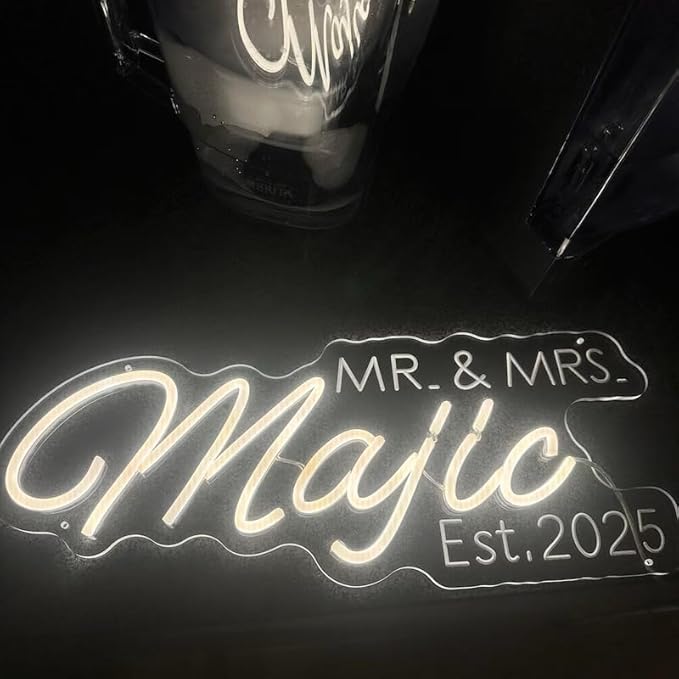Custom Last Name Neon Sign, Mr and Mrs Name Sign Wedding Backdrop Wall Decor Family Name LED Light Welcome Sign Personalized Wedding Gifts