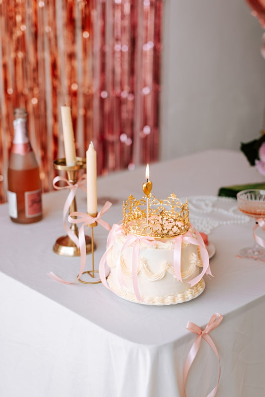 How to Throw a Pinterest-Worthy Party Using Themed Party Supplies