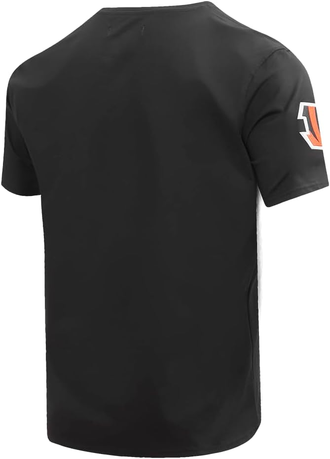 Pro Standard Mens NFL Classic Chenille Short Sleeve Tee