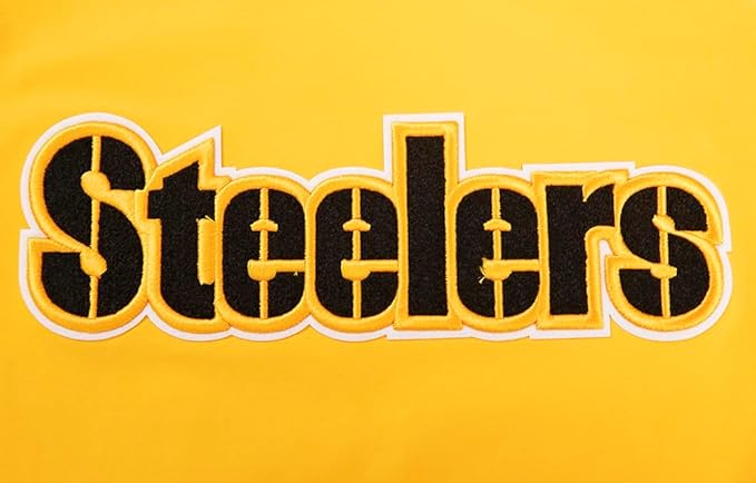 Pro Standard Mens NFL Classic Chenille Short Sleeve Tee