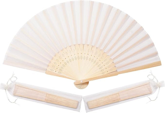 50pcs Cream-Coloured Imitated Silk Fabric Bamboo Folded Hand Fan Bridal Dancing Props Church Wedding Party Favors with Organza Bags