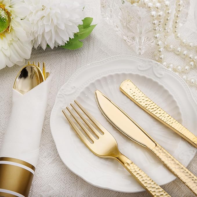 Nervure 400PCS Pre Rolled Gold Plastic Silverware Sets - Heavy Duty Hammered Gold Cutlery Include 100 Pack Wrapped Disposable Utensils with Napkins for Parties, Dinners & Weddings