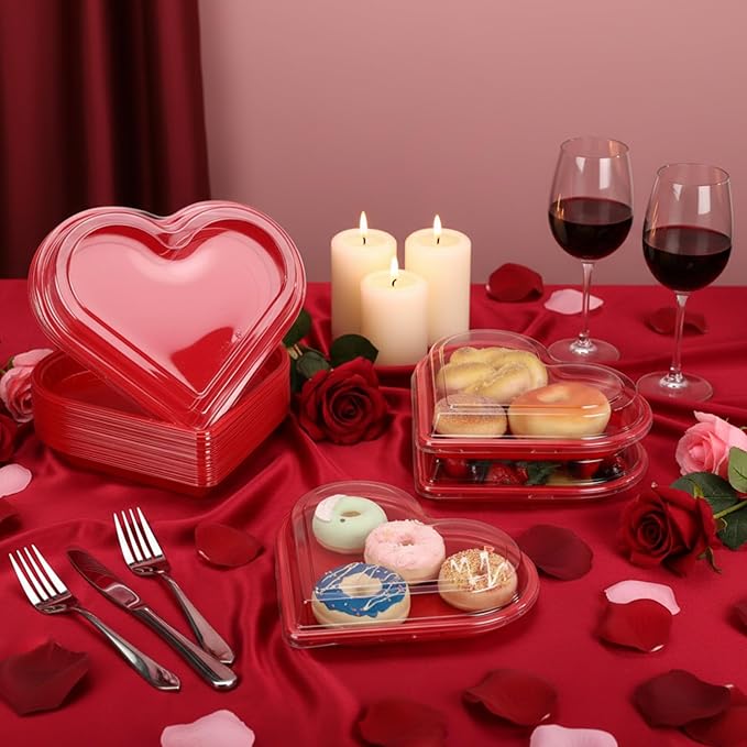 Macarrie 50 Pcs Valentine's Heart Shaped Serving Tray Platter 20 oz Heart Plates with Clear Lids Dessert Plates Snack Tray for Valentine Birthday Party Table Decoration (Red)