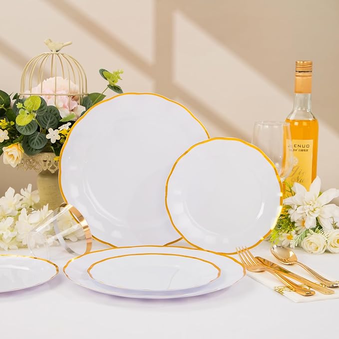 LIYH 700 Pcs Gold Plastic Dinnerware Set for 100 Guests - Plastic Wavy Plates for Party Includes Disposable Plates, Cups, Napkins and Disposable Gold Sliverware for Wedding Birthday