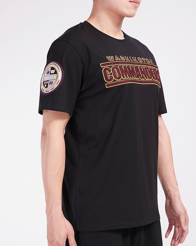 Pro Standard Mens NFL Classic Chenille Short Sleeve Tee
