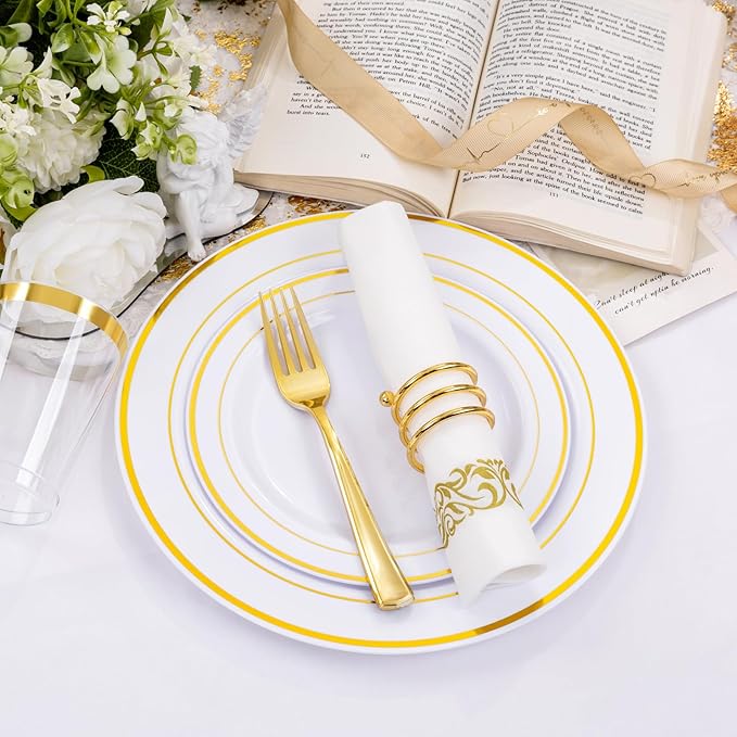 I00000 700Pcs Gold Dinnerware Set for 100 Guests, Plastic Plates for Party, Include: 100 Rim Dinner Plate, 100 Dessert Plate, 100 Paper Napkins, 100 Cups, 100 Gold Plastic Silverware Set