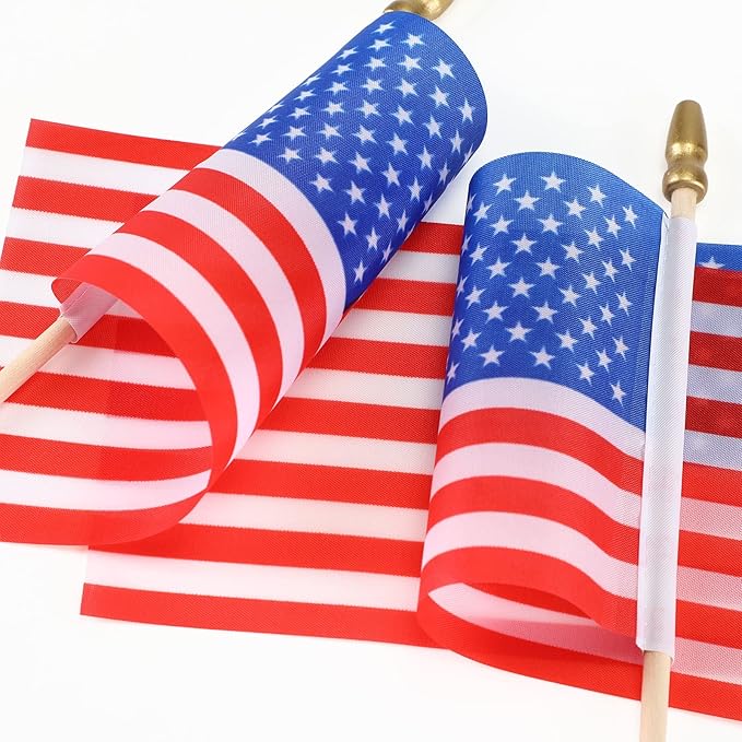 Batiyeer 1000 Pcs Small American Flags on Stick 4 x 6 Inch Mini American Flags Handheld USA Flag Polyester 4th of July Decorations with Safety Golden Spear Top for Memorial Independence Day Decoration