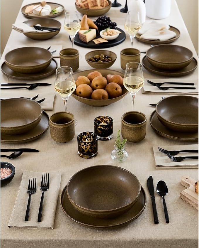 Solino Home Linen Natural Tablecloth 60 x 132 Inch - 100% Pure Linen Rectangular Tablecloth - Machine Washable Table Cloth for Spring, Easter - Fete