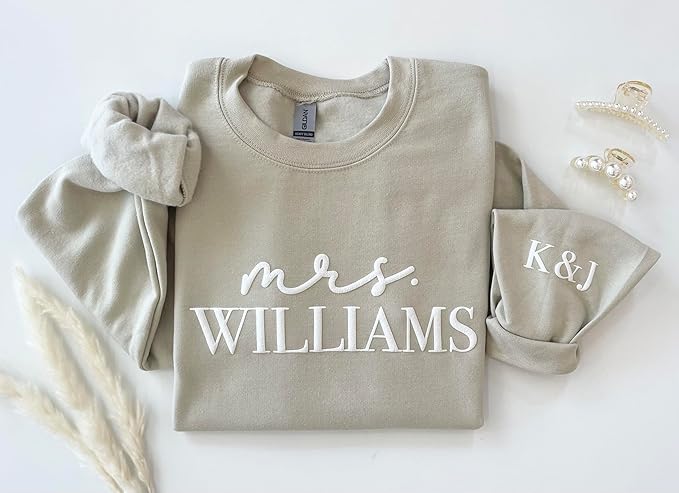 Up2ournecksinfabric - Bride Sweatshirt - Mrs Sweater - Honeymoon Outfit - Wedding Gift - Bride Crewneck - Miss to Mrs