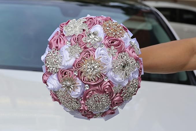 Handmade Wedding Bouquets for Bride Bridesmaid Brooch Bouquet Artificial Holding Flower Tossing Bouquet for Wedding Ceremony Anniversary(Light Purple/White=22cm)