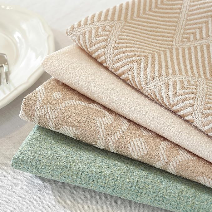 Cloth Napkins Set of 24 Reusable,UWWGKK 17x17 Inch Napkins Cloth Washable for Dinner, Restaurant,Wedding,Hotel